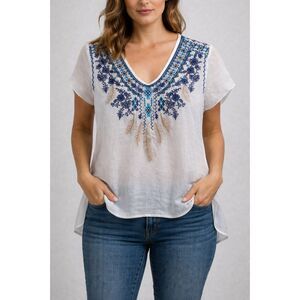 Johnny Was White Embroidered V-Neck Tunic Blouse Size Small Boho Coastal Feather